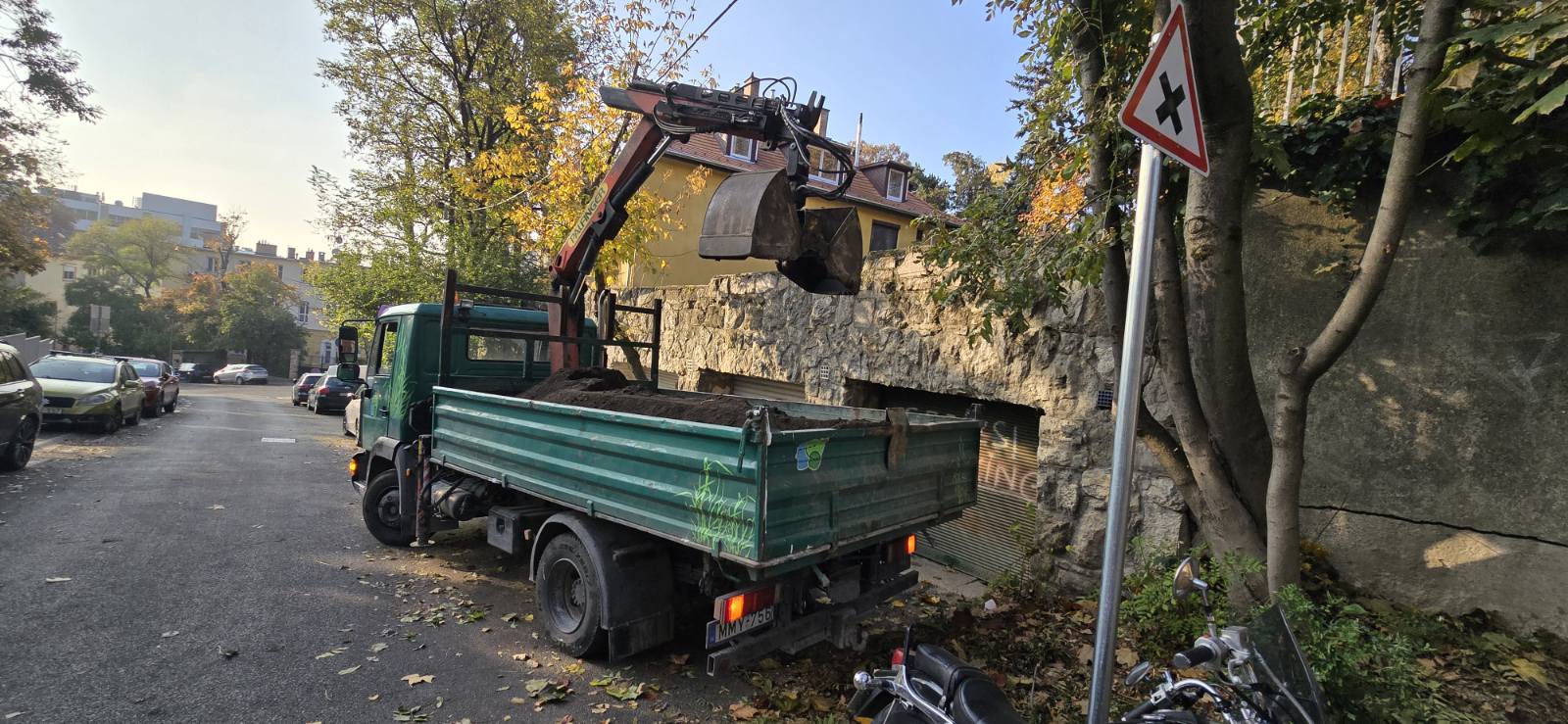 Gépkocsi rakománnyal